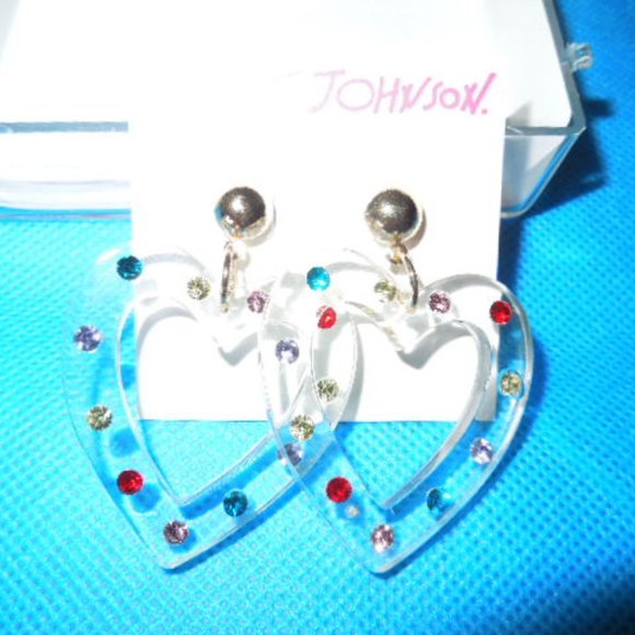 NWT Betsey Johnson Lucite Heart Earrings - Picture 2 of 7